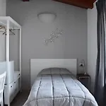 Il Portico بيت للعطل